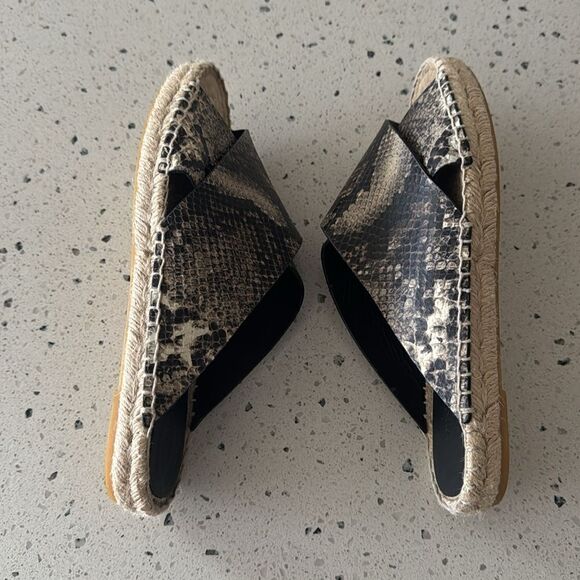 VINCE Castel Size 8 Leather Snake Print Crisscross Flat Espadrille Sandals Slide - Picture 4 of 14
